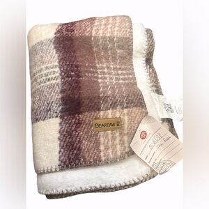 BearPaw Checkered Wool & Fleece Blanket 
Tea Rose Color
50” x 60”
NWT